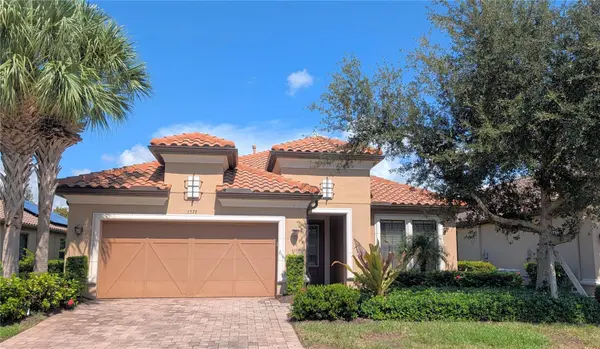 2372 VACCARO DR, Sarasota, FL 34231