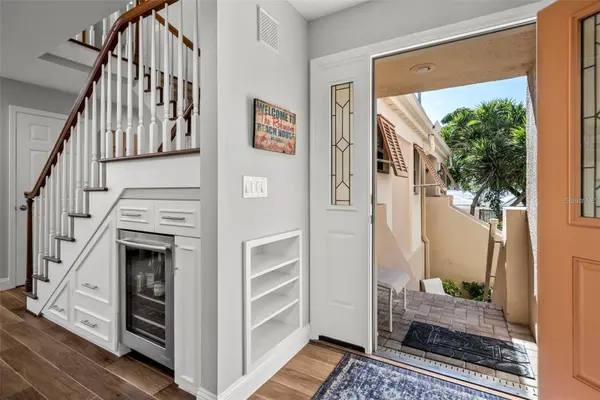 1163 COQUILLE ST #207, Sarasota, FL 34242