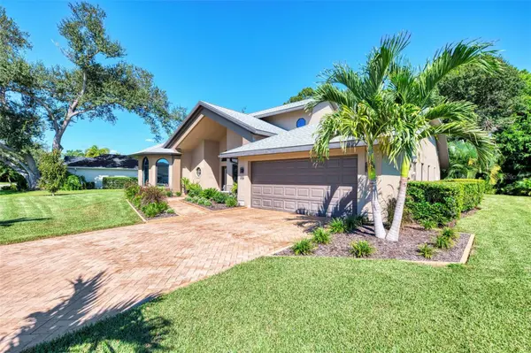 4735 WHITE TAIL LN, Sarasota, FL 34238