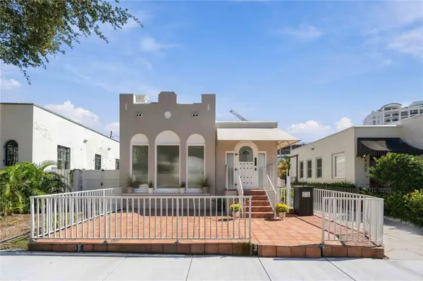 417 BURNS CT, Sarasota, FL 34236