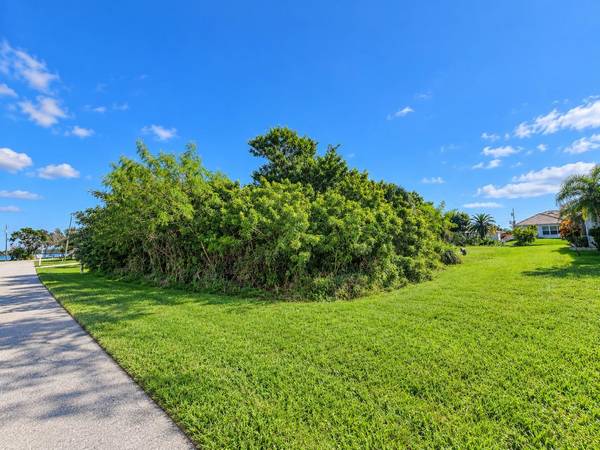 5208 CONNER TER, Port Charlotte, FL 33981