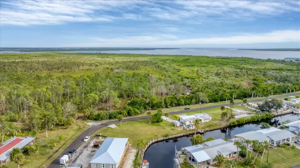 4203 HOLLIS AVE, Port Charlotte, FL 33953