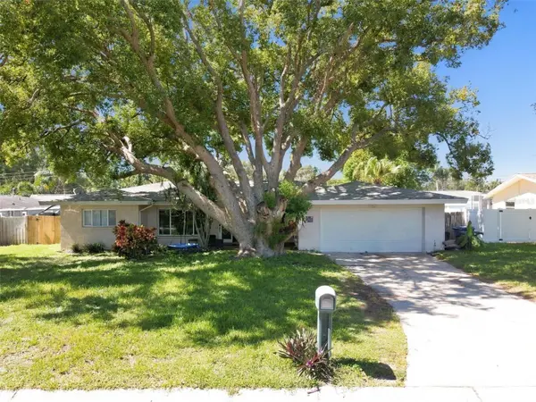 1356 WOODCREST AVE, Clearwater, FL 33756