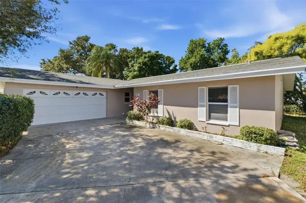 998 DUMONT DR, Dunedin, FL 34698