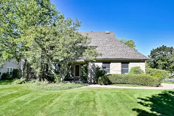 462 Thorndale DR, Buffalo Grove, IL 60089