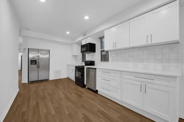 2937 N washtenaw AVE #1, Chicago, IL 60618