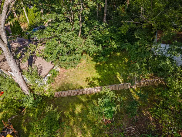 912 Johnson ST, Fox River Grove, IL 60021