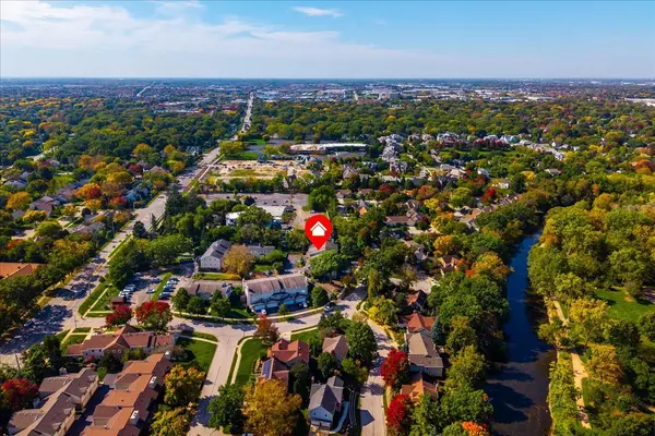 473 River Bend CIR #115, Naperville, IL 60540