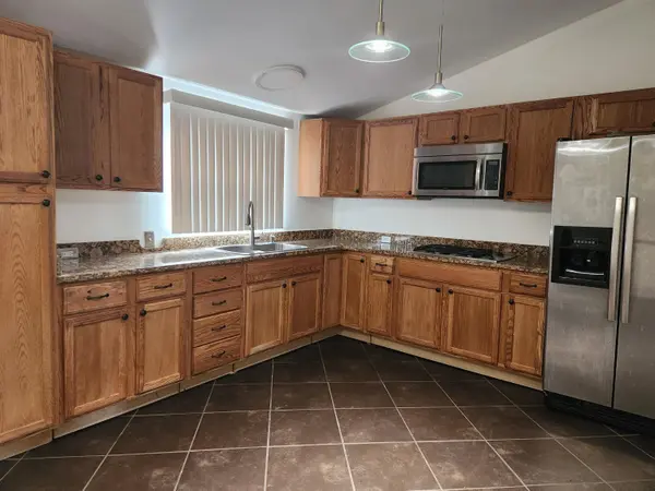 7001 Mississippi ST, Merrillville, IN 46410