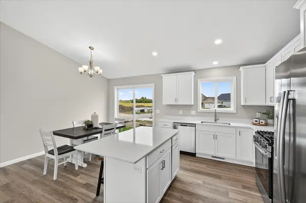 4616 89th ST NE, Monticello, MN 55362