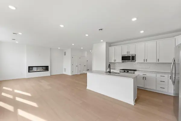 7628 Lotus LN, Lino Lakes, MN 55038
