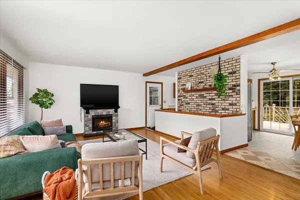905 N Ebony AVE, Duluth, MN 55811