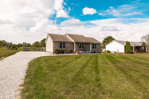 1063 Deasy Ln, Portland, TN 37148