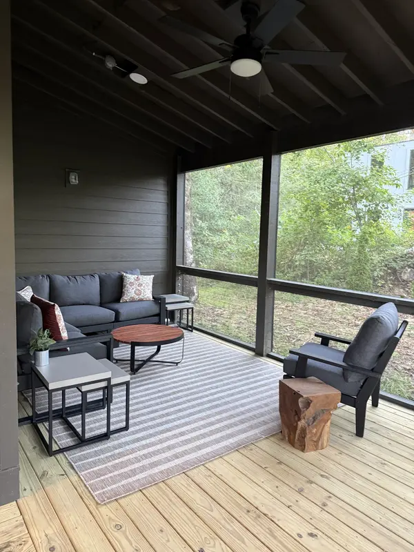 156 Hemlock Cv, Tracy City, TN 37387