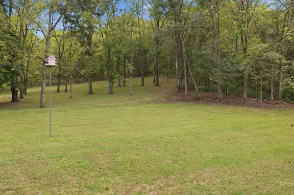 1967 Wilson Hollow Rd, Woodbury, TN 37190