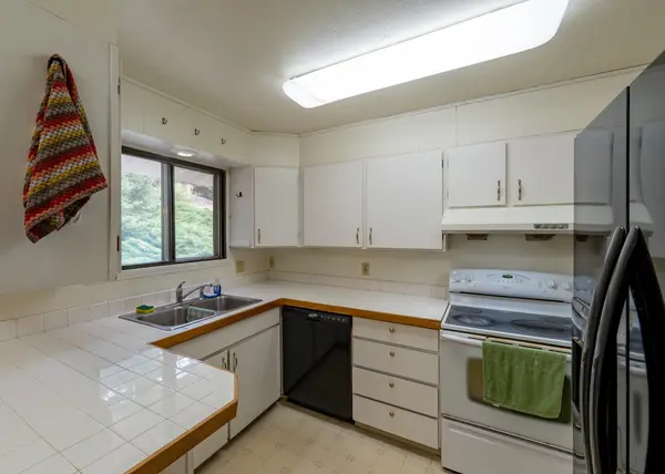 910 SW City View St, Pullman, WA 99163