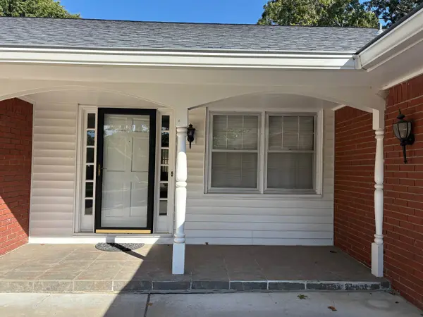 8310 E Brentmoor Lane, Wichita, KS 67206