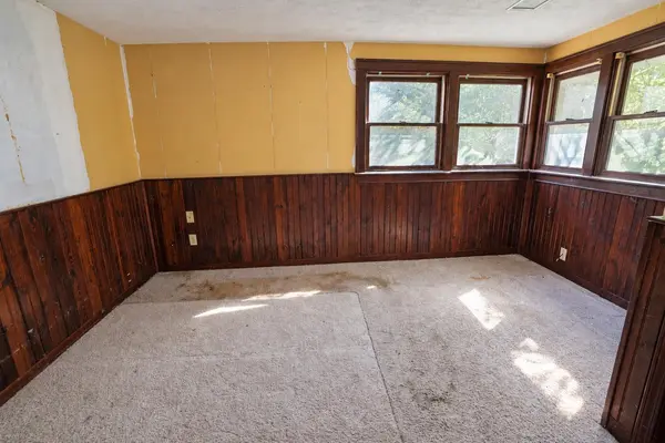 210 N Sycamore, Peabody, KS 66866