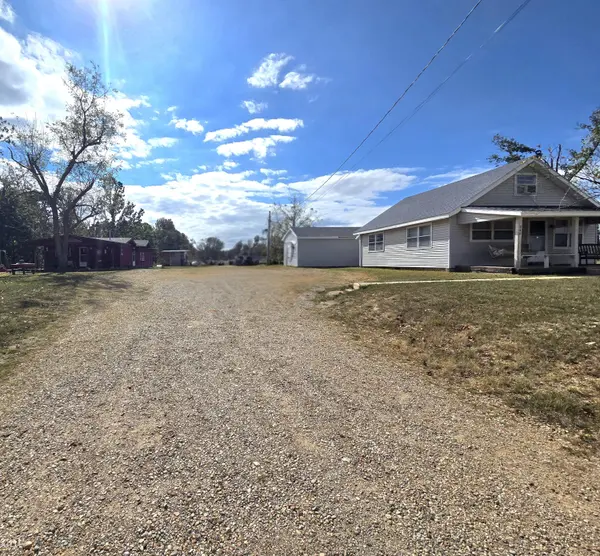 946 County Road 3670, Mountain View, MO 65548