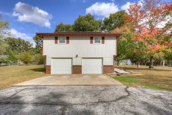 2905 Southern Hills DR, Joplin, MO 64804