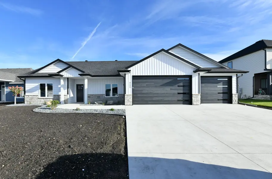 3155 Archer PL S, Fargo, ND 58104