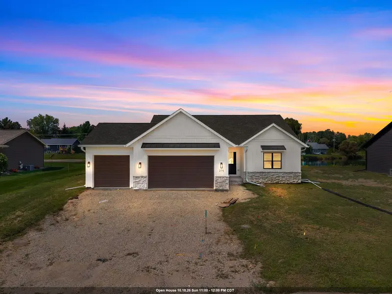 275 JASMINE DR, Berlin, WI 54923