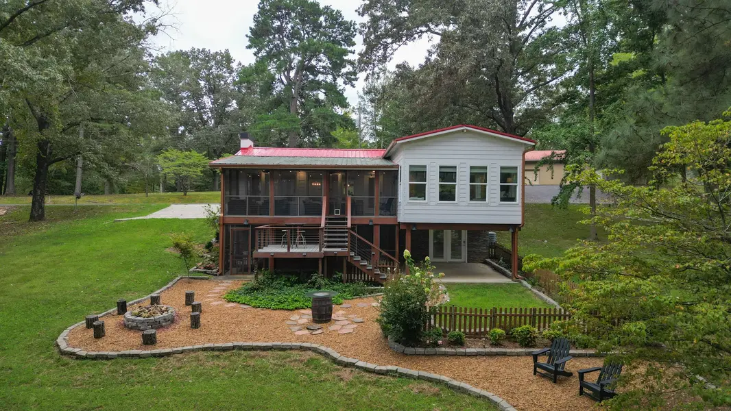 675 Lakeway Dr, Murray, KY 42071