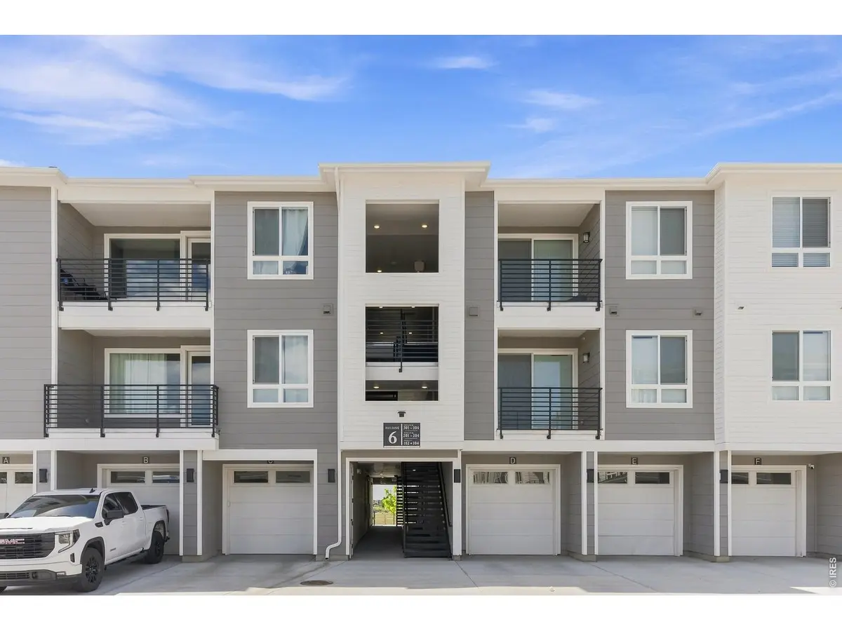 6153 N Ceylon #6-304, Denver, CO 80249