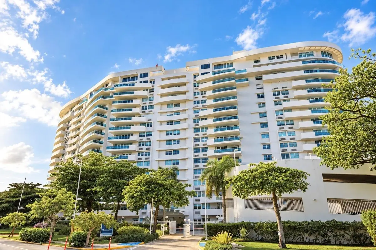 25 FERNÁNDEZ JUNCOS AVE #504, San Juan, PR 00907