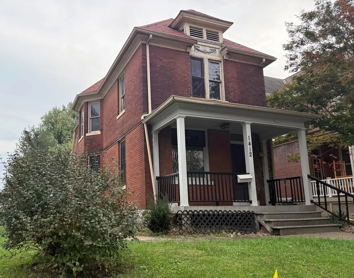 1412 Oak ST, Quincy, IL 62301