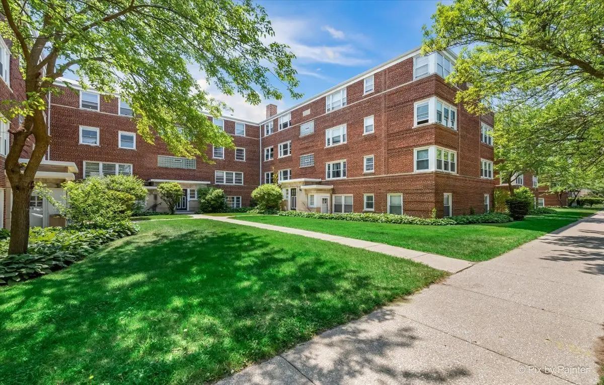 2719 W Berwyn AVE #3, Chicago, IL 60625