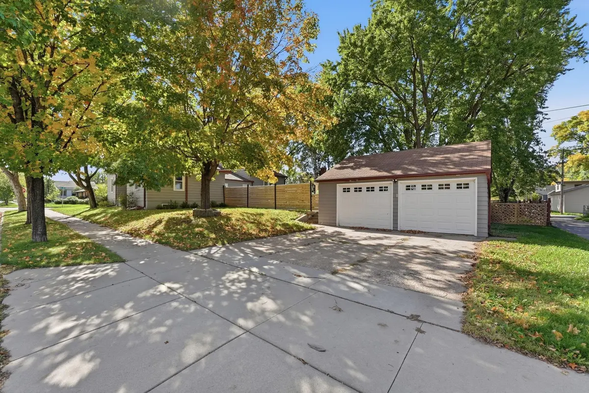 901 31st AVE N, Saint Cloud, MN 56303