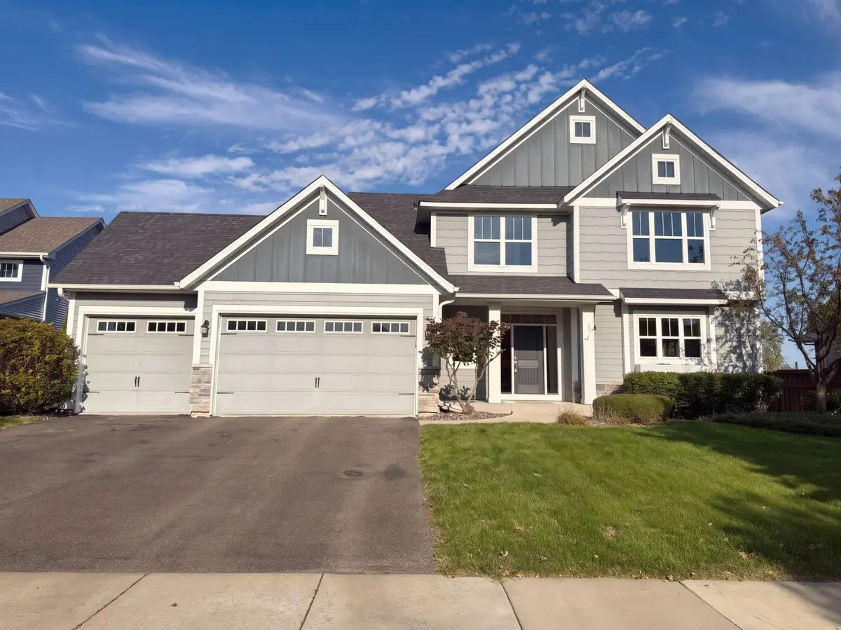 1120 Francesca CT, Chaska, MN 55318