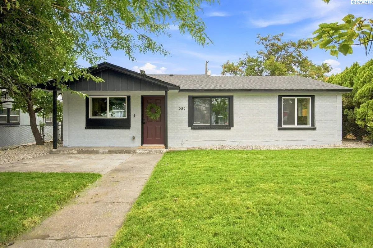 636 S Sycamore Ave, Pasco, WA 99301