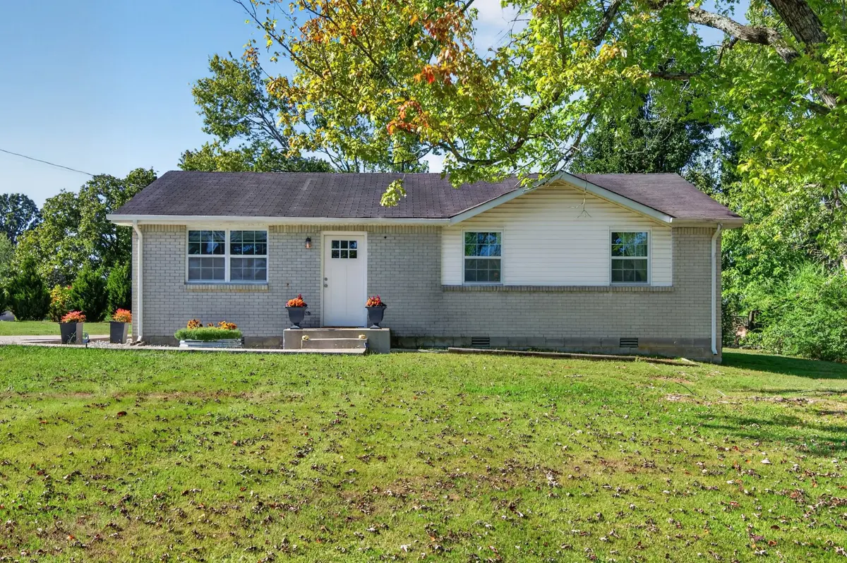 7103 Hall Ln, Fairview, TN 37062