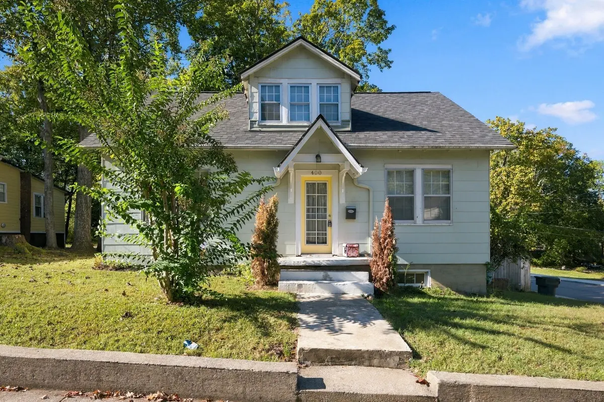 400 E Rickert Ave, Dickson, TN 37055