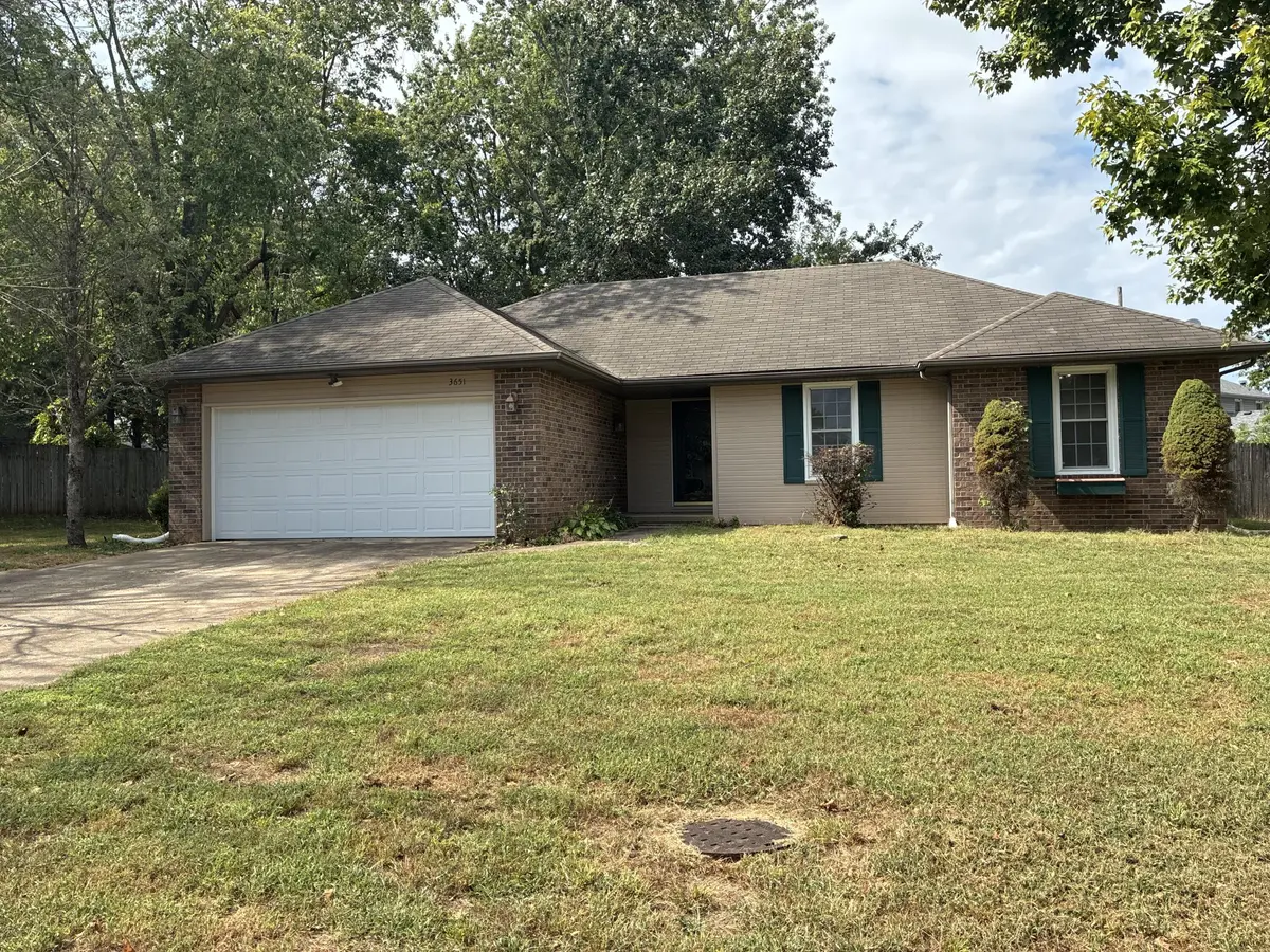 3651 S Meadowlark AVE, Springfield, MO 65807