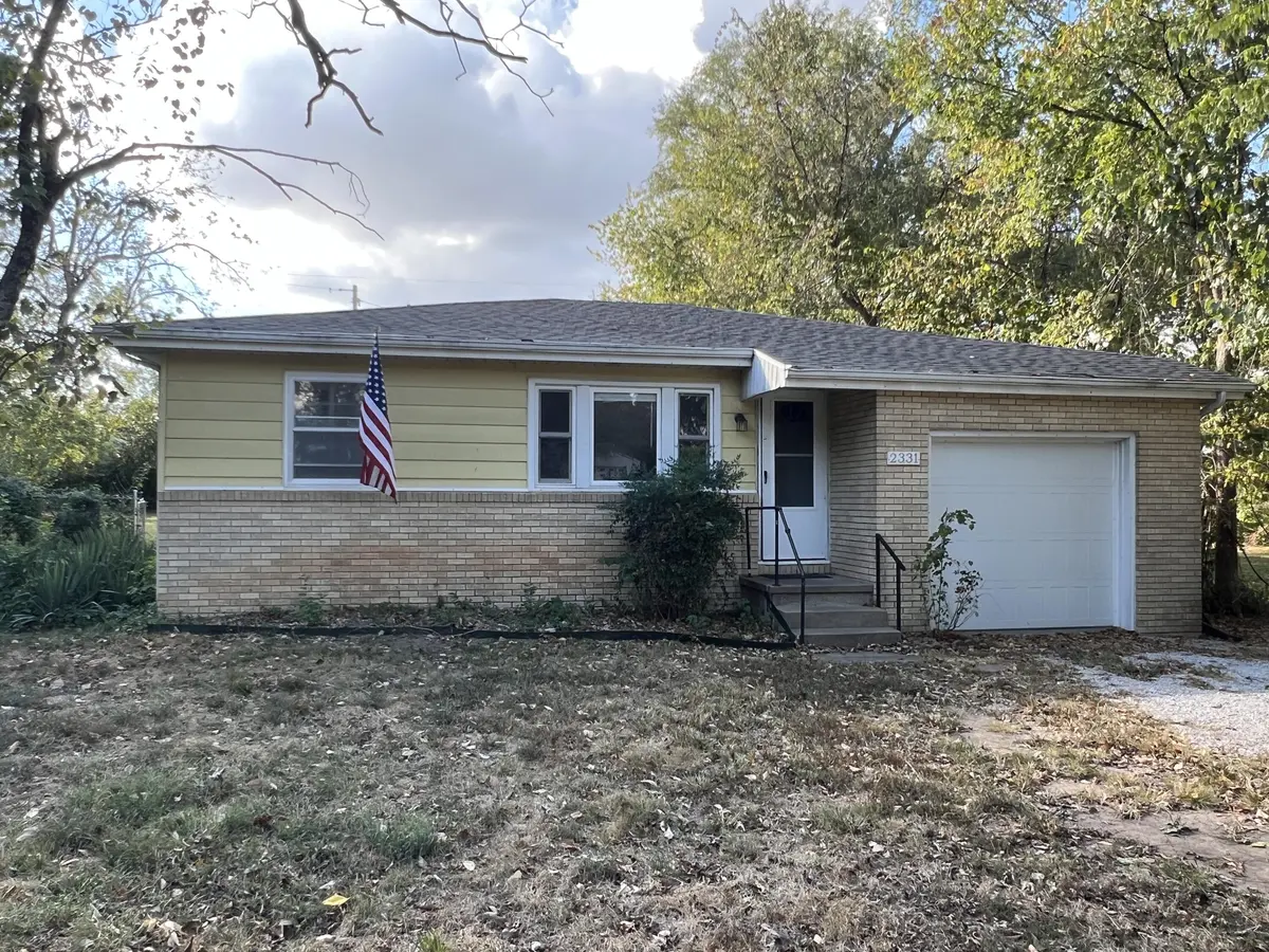 2331 N Fay AVE, Springfield, MO 65803