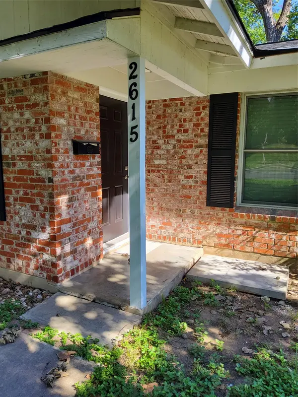 2615 Sherwood LN, Austin, TX 78704