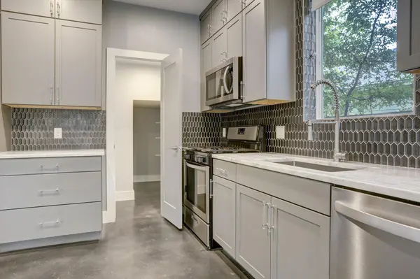 1224 Eleanor ST #2, Austin, TX 78721