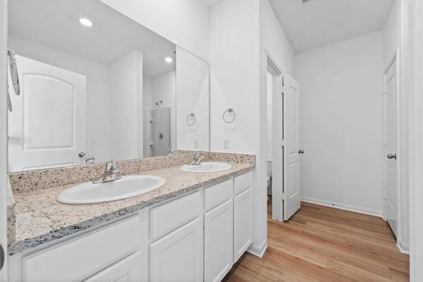 116 Paradise Canyon DR, Jarrell, TX 76537