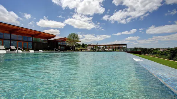 516 Alameda LN, Georgetown, TX 78628
