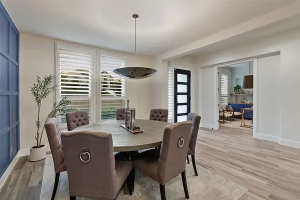 207 LODESTONE LN, Austin, TX 78738