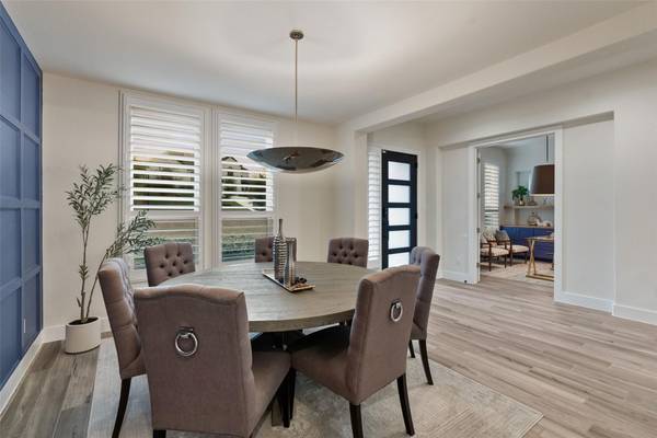 207 LODESTONE LN, Austin, TX 78738
