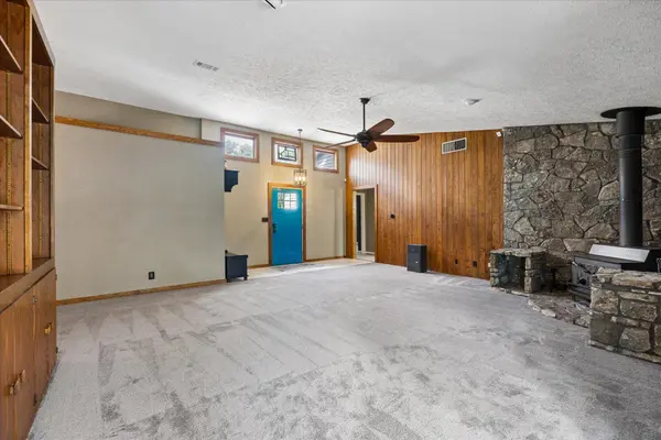 2307 Sparrow DR, Manchaca, TX 78652