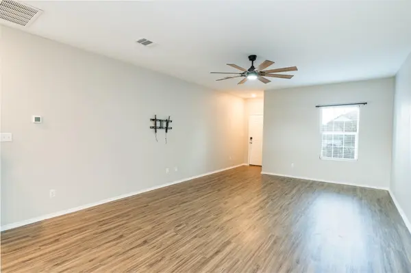 717 Legends LN, Georgetown, TX 78628