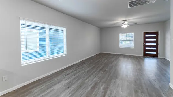 108 Zion DR, Kyle, TX 78640