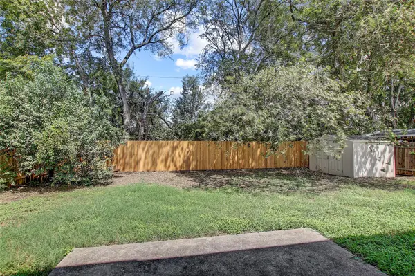 141 Masonwood DR, Kyle, TX 78640