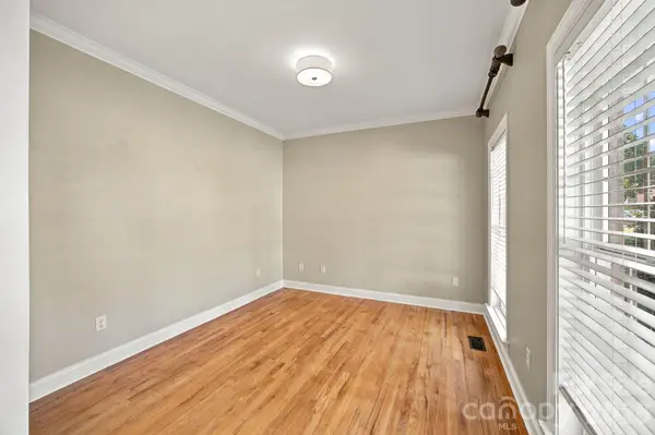 214 Harbor Landing DR, Mooresville, NC 28117
