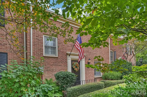 500 N Poplar ST #B, Charlotte, NC 28202